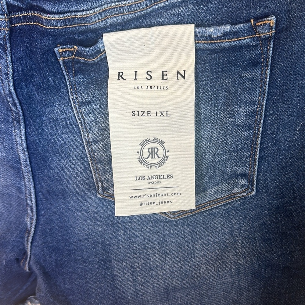 Risen High Rise Shorts Dark Wash Womens Size 1XL Distressed - Picture 12 of 15